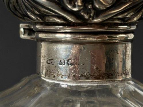 William Devenport - Fles - .925 zilver - Geen Minimumprijs, Antiek en Kunst, Antiek | Goud en Zilver