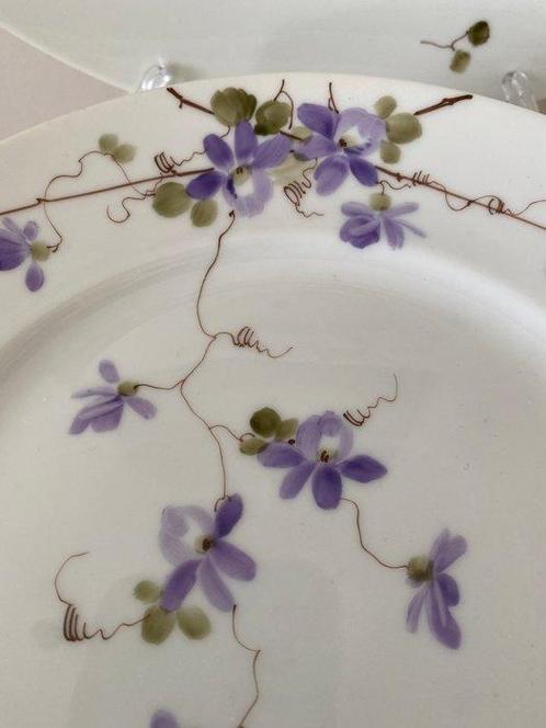 Richard Ginori - Bord (7) - Violette - Porselein - Gerecht, Antiek en Kunst, Antiek | Meubels | Tafels