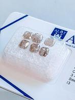 6 pcs Diamant  (Natuurlijk gekleurd)  - 3.44 ct - Cushion, Nieuw