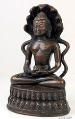Boeddha onder Bescherming Naga-koning Muchalinda. - Brons -