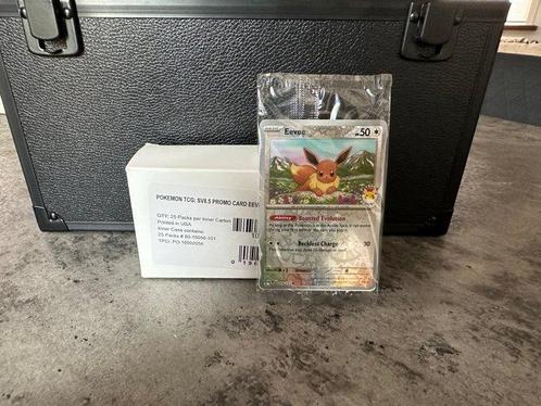 Box with 25 cards Eevee - 074 / 131 Pokemon Day 2025 Cosmos, Hobby en Vrije tijd, Verzamelkaartspellen | Pokémon