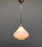 Plafondlamp - Opaline glas - Grote hanglamp van messing met