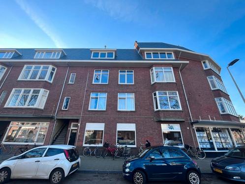 Te huur: Studio Laan van Eik en Duinen in Den Haag, Huizen en Kamers, Huizen te huur, Zuid-Holland