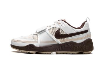 Nike Zoom Field Jaxx Travis Scott Light Chocolate beschikbaar voor biedingen