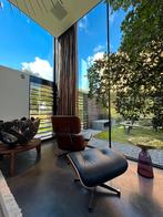 Vitra Lounge Chair + Ottoman verschillende kleuren NIEUW, Nieuw, Leer, High-end Furniture