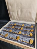 Messensteun (12) - gouden metaal, Antiek en Kunst, Antiek | Meubels | Tafels