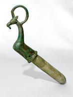 Luristan - Een fijne Whetstone Wild Ibex bronzen beeld -, Antiek en Kunst