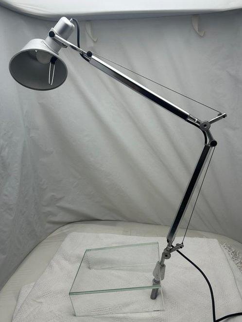 Artemide - Michele De Lucchi - Tafellamp - Ptolemaeus mini -, Antiek en Kunst, Antiek | Lampen