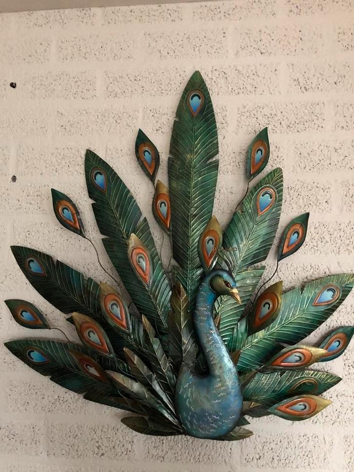 Wandornament pauw, metaal in kleur, fors en geweldig fraai!!, Huis en Inrichting, Woonaccessoires | Wanddecoraties, Ophalen of Verzenden