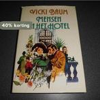 Mensen in t hotel 9789026978210 Baum, Boeken, Verzenden, Gelezen, Baum