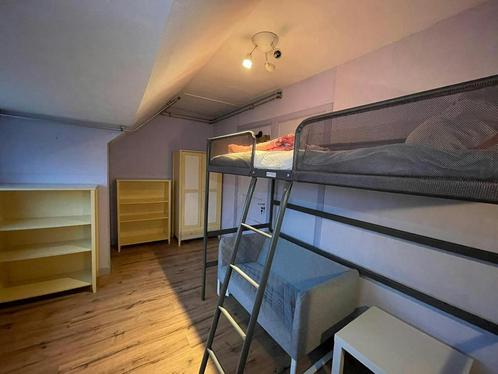 Studio te huur in s-Gravenhage - 1 m² - 2 kamer(s) - 2, Huizen en Kamers, Kamers te huur, Den Haag