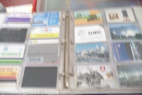 Collectie telefoonkaarten - N. 3 albums met 286 Italiaanse, Antiek en Kunst, Antiek | Speelgoed