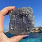 Buitengewoon zeldzaam! XXL Violet Fluoriet verzamelkristal, Verzamelen, Mineralen en Fossielen