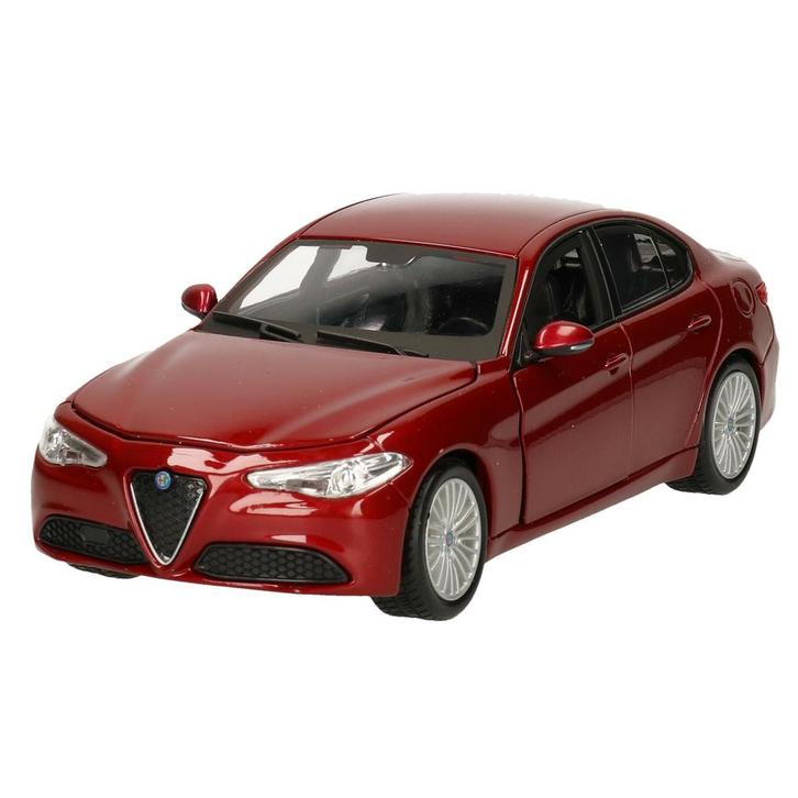Modelauto Alfa Romeo Giulia 1:24 - Modelauto, Hobby en Vrije tijd, Modelauto's | Overige schalen, Ophalen of Verzenden