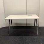 herman Miller design tafel / bureau met elektra 130x80 cm,, Ophalen of Verzenden, Gebruikt, Bureau