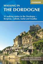 Wandelgids Walking in the Dordogne Cicerone Guidebooks, Boeken, Reisgidsen, Nieuw, Verzenden