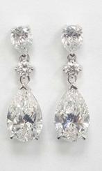 Hangoorbellen - 14 karaat Witgoud - 13.14ct. tw. Diamant