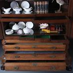 Kolossaal Kabinet  Hollands ca 1760 in warme kleur gepatinee, Ophalen of Verzenden