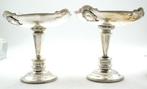 Beker op een voet (2) - .833 zilver - Set kommen, Antiek en Kunst