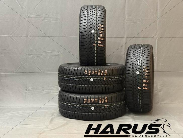 245/45/19 102V MO Pirelli winterbanden 5,8mm profiel 4X, Auto-onderdelen, Banden en Velgen, 19 inch, Erkend duurzaam, Winterbanden
