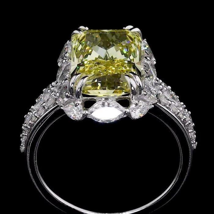 Ring - 18 karaat Witgoud - 6.43ct. tw. Geel Diamant (Fancy, Sieraden, Tassen en Uiterlijk, Ringen