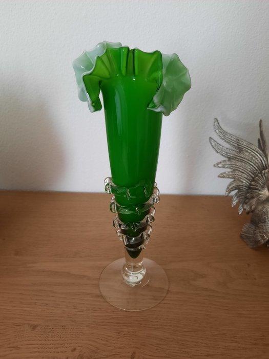 Vaas - Opaline glas, Antiek en Kunst, Curiosa en Brocante