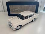 Norev 1:18 - Modelauto - Mercedes-Benz 220S - Superbe, Nieuw