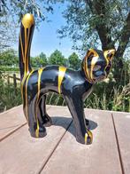 Beeld, garden statue cat color black with gold paint color -