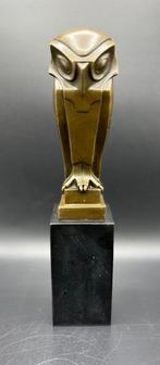Beeldje - Art Deco uil van brons naar Johan Coenrad op een, Antiek en Kunst