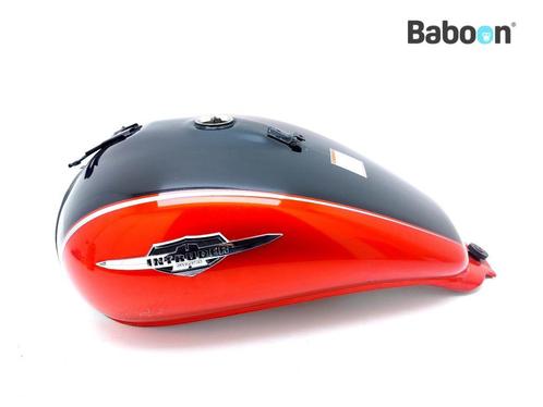 Benzine Tank Suzuki VZ 800 2005-2010 Boulevard M50 Intruder, Motoren, Onderdelen | Suzuki, Gebruikt, Verzenden