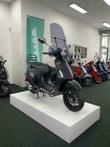 Nieuwe Vespa Sprint 2023 IGET E5 Gratis Pakket snor brom