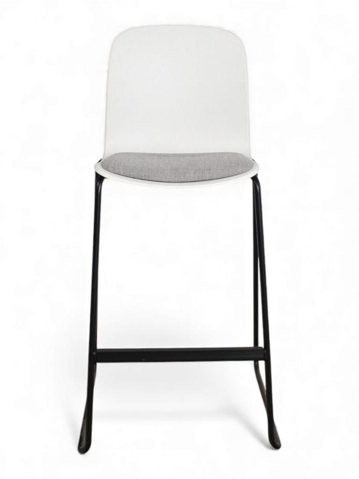 Steelcase Cavatina barkruk met bekleed zitvlak, sledge fr..., Huis en Inrichting, Stoelen, Wit, Gebruikt, Ophalen of Verzenden