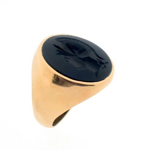 Gouden zegelring met onyx steen | gegraveerd met romeinse..., Sieraden, Tassen en Uiterlijk, Ringen, Heer, Met edelsteen, Overige kleuren