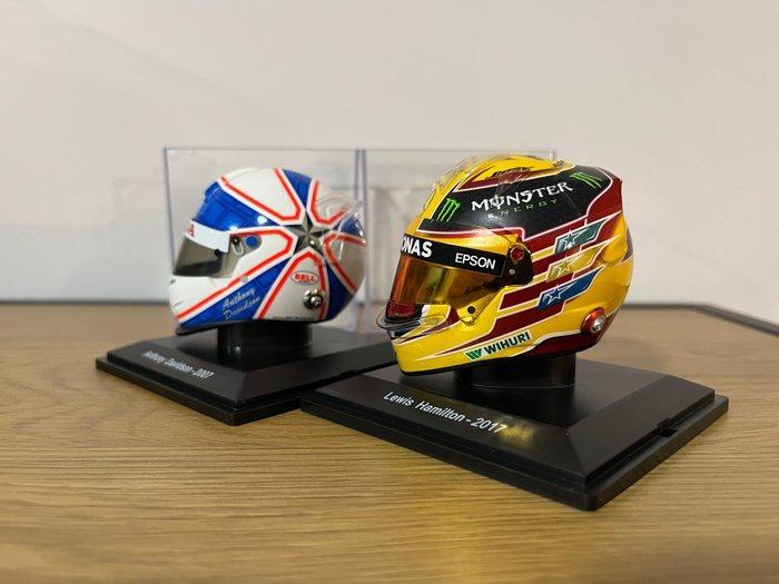 Spark 1:5 - Model raceauto (2) - British F1 Drivers Helmet, Hobby en Vrije tijd, Modelauto's | 1:5 tot 1:12