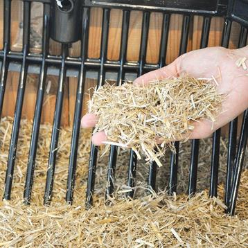 Gehakseld Tarwestro € 6,85 exl Btw per baal thuis geleverd beschikbaar voor biedingen