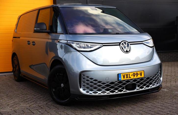 Volkswagen ID. Buzz Cargo 77 kWh / Acc / AUT / Camera / 3 Zi, Auto's, Bestelauto's, Dealer onderhouden, Lease, Automaat, Overige kleuren
