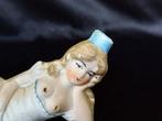 Beeldje, flesje naughty bathing beauty, Germany - 10 cm -