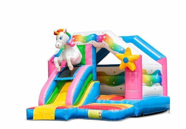 Unicorn springkussen met glijbaan huren – €95 p/dag, Hobby en Vrije tijd, Feestartikelen | Verhuur, Zo goed als nieuw