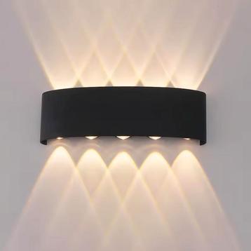 UniLights Waterdichte LED Wandlamp - Tuin Buitenlamp Zwart beschikbaar voor biedingen