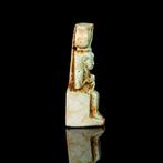 Oud-Egyptisch Faience amulet van Isis die Horus zuigt