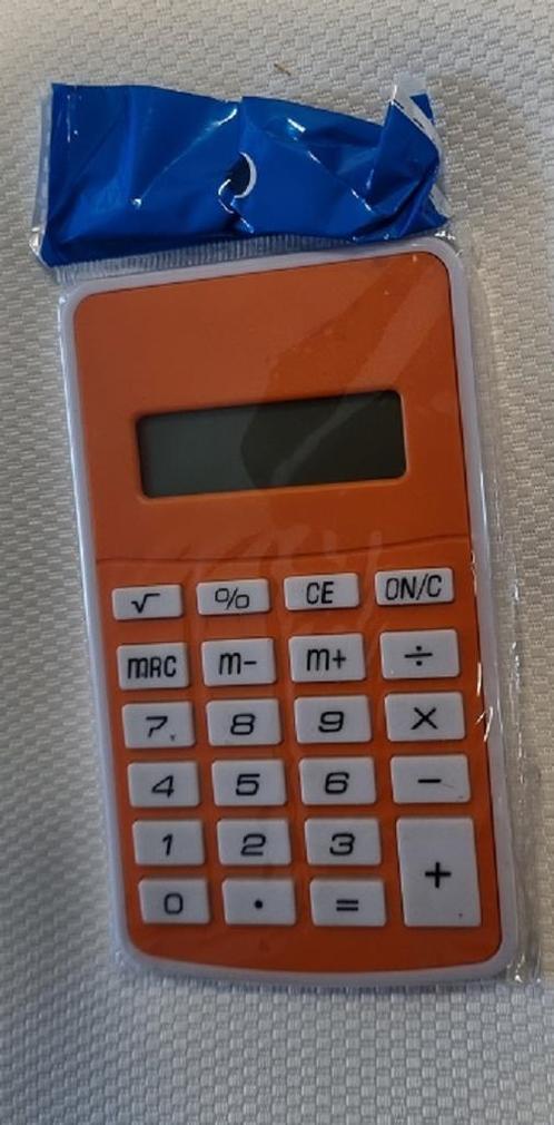 Calculator rekenmachine 8 digit 12x7x0,7cm kleur Oranje -..., Verzamelen, Speelkaarten, Jokers en Kwartetten, Nieuw, Verzenden