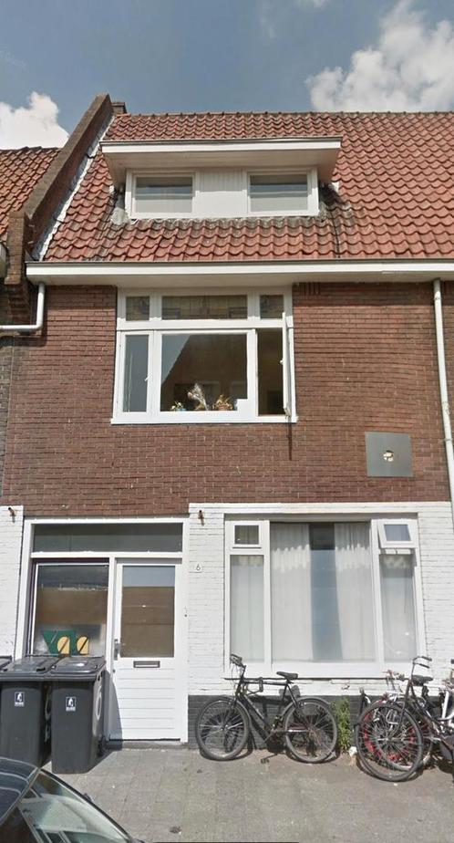 Te huur: Kamer aan St.-Bernulfstraat in Utrecht, Huizen en Kamers, Huizen te huur, Utrecht, (Studenten)kamer