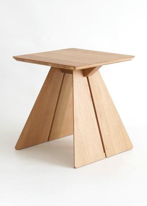 Johannes Hironimus - Bijzettafel - Eik, natuurlijk, Antiek en Kunst, Kunst | Designobjecten