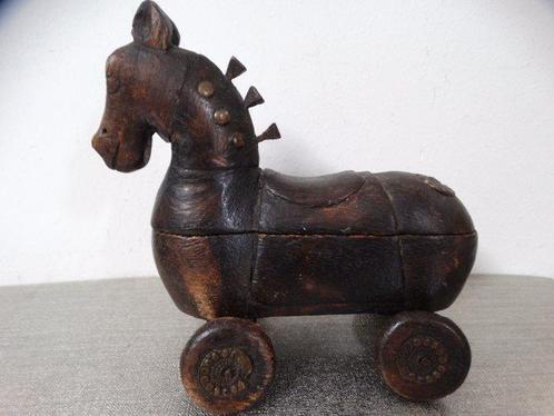 Decoratief ornament - Griekenland - Paard geheimopbergplaats, Antiek en Kunst, Kunst | Designobjecten