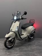 Vespa Primavera E5 custom | nardo grey | full option, Overige modellen, Maximaal 45 km/u, Ophalen of Verzenden, Zo goed als nieuw