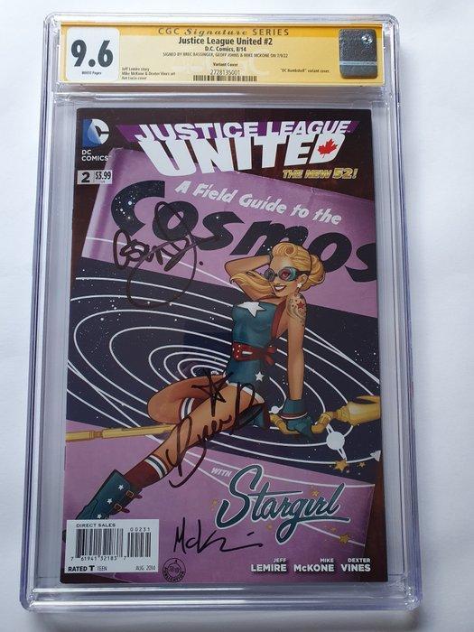Justice League United #2 - Signed x 3: Brec Bassinger, Geoff, Boeken, Strips | Comics