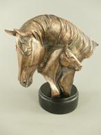 Beeldje - Paard met veulen - 28 cm - Polystone, Antiek en Kunst