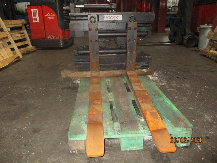 Stabau Vorkversteller, Zakelijke goederen, Machines en Bouw | Heftrucks en Intern transport, 1000 tot 2000 kg, Overige aandrijving