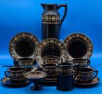Porzellan Kaffeeservice – Schwarz mit reichem Goldornament –, Antiek en Kunst
