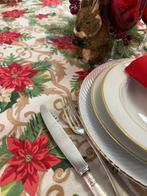 Kersttafelkleed voor grote diners. Bloemrijk kerstdecor met, Diversen, Nieuw